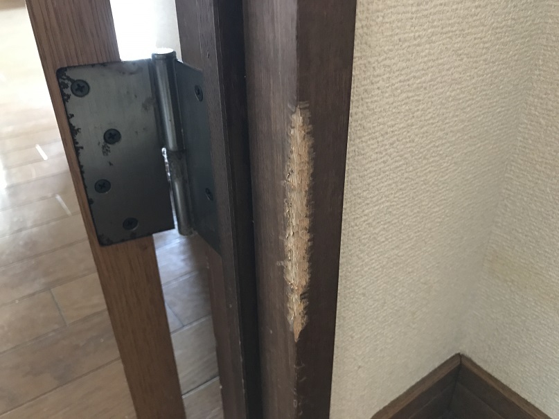 室内ドア木枠柱かじり跡リペア補修 No.BA190723