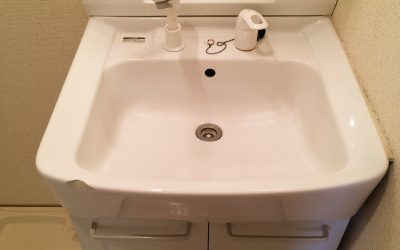 洗面シンク（陶器製）破損補修　 No.161005