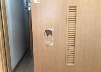 室内ドア木製建具へこみ穴リペア補修　No.BA190508