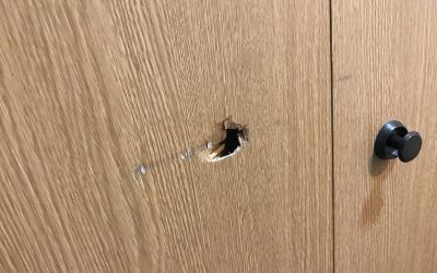 室内クロゼット扉 穴キズ リペア補修　No.BA200417