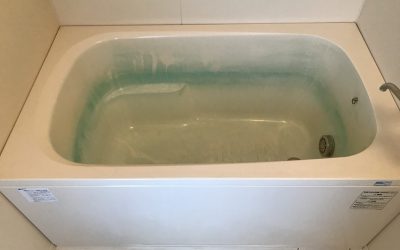 ＦＲＰ浴槽 入浴剤染みクリーニング・再生トリートメントコーティング　No.BA200428