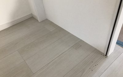 フローリング継ぎ目ジョイント・ビス穴 着色塗装リペア補修 No.BA210224