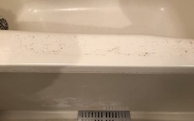 FRP浴槽天縁キズ 部分補修/ポイントリペア再生 No.BA210304