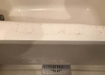 FRP浴槽天縁キズ 部分補修/ポイントリペア再生　No.BA210304