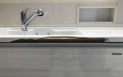 キッチン人工大理石カウンター欠け破損リペア再生　BA210721