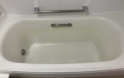 FRP浴槽 入浴剤のシミ ポリッシング加工・再生コーティング BA231101