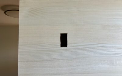 建具・木製ドア　扉表面　加工穴/キズ欠損/破損部　樹脂加工・部分再生・リペア補修　BA250730